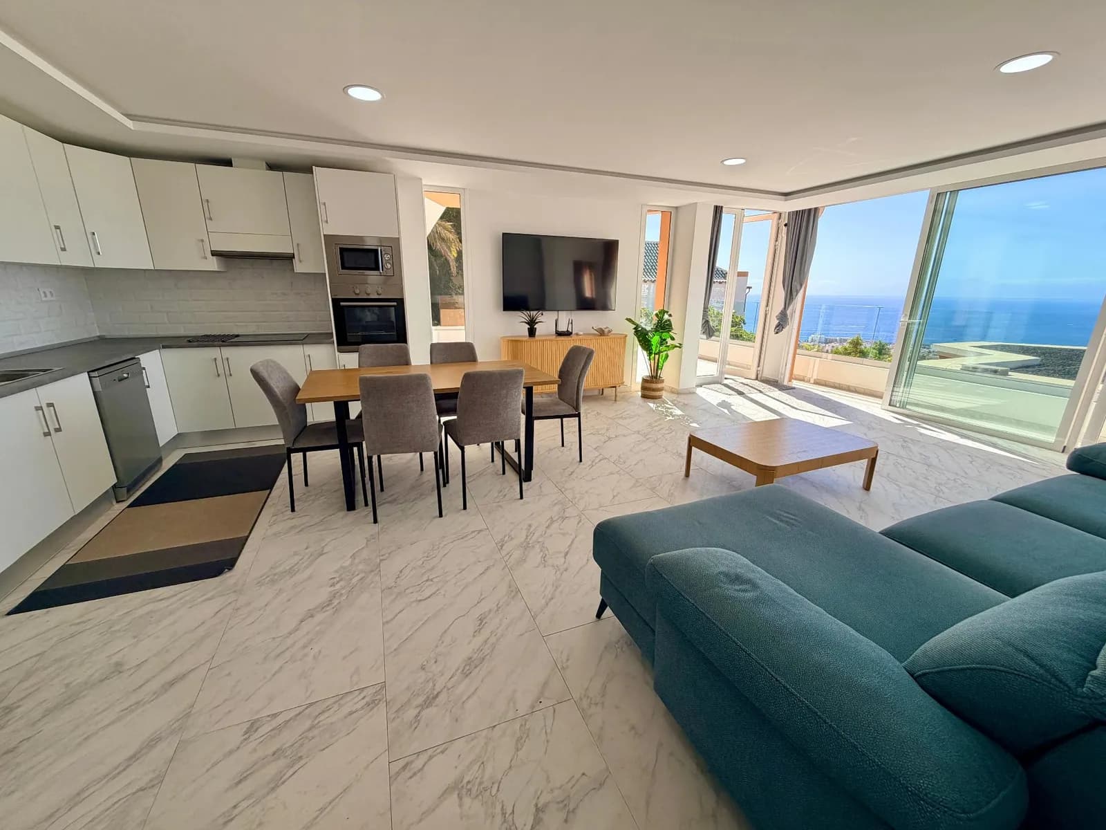 Villa in San Eugenio Alto — panoramic view of the ocean and mountains – 3
